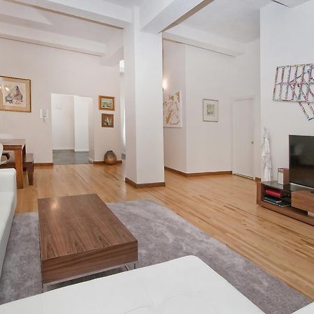 Luxury Apartments Next To Times Square New York Room photo